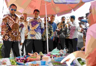 Menteri Dalam Negeri (Mendagri) Muhammad Tito Karnavian memastikan pasokan beras Stabilisasi Pasokan dan Harga Pangan (SPHP) di Kota Palembang terdistribusi dengan baik dan dapat diperoleh masyarakat dengan harga terjangkau