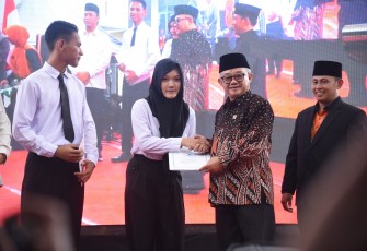 Mendikdasmen Dorong SMK Siap Kerja dan Bersaing di Tingkat Global