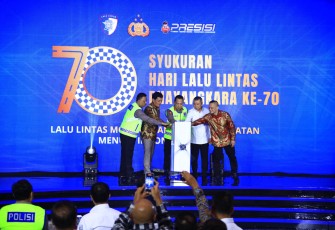 Kapolri Jenderal Polisi Drs. Listyo Sigit Prabowo menghadiri acara Syukuran Hari Ulang Tahun (HUT) Lalu Lintas Bhayangkara ke-70 tahun 2025 di Auditorium Mutiara STIK-PTIK, Jakarta Selatan, Senin (22/9/2025)