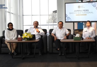 Kepala BGN Dadan Hindayana saat memberikan keterangan pers di Jakarta, Senin (22/9)