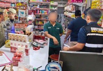 Kanwil Bea Cukai Aceh dan Satpol PP WH Aceh Gencarkan Operasi Pemberantasan Rokok Ilegal di Banda Aceh