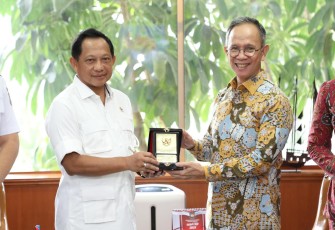 Kemendagri dan OJK Perkuat Akses Keuangan Daerah yang Inklusif