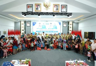 Bupati Batu Bara Beri Makanan Tambahan untuk Anak Stunting di Sei Suka