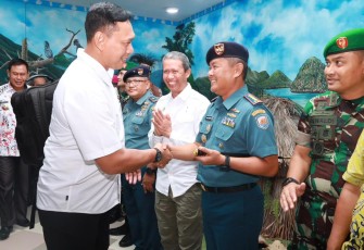 Pangkoarmada III Laksamana Muda TNI Dr Hudiarto Krisno Utomo 
