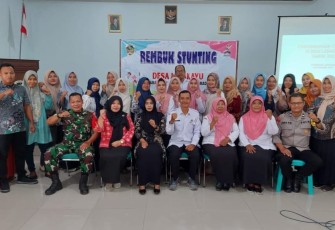 Babinsa Lebakayu Hadiri Musyawarah Desa Bahas Rembuk Stunting