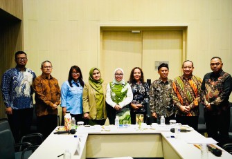 Wakil Menteri Koperasi (Wamenkop) Farida Farichah menyatakan bahwa keterbukaan informasi publik merupakan fondasi utama untuk membangun transparansi sekaligus sarana pemenuhan hak masyarakat atas layanan informasi yang akurat.