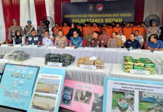 Konferensi pers pemusnahan narkoba senilai 50 Miliar di Polrestabes Medan, Kamis (20/11)