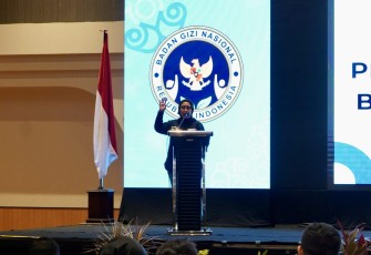 Wakil Kepala Badan Gizi Nasional (BGN) Nanik Sudaryati Deyang, dalam pengarahannya di acara Koordinasi dan Evaluasi Program BGN di Hotel Aston Cirebon, Minggu, (7/12).