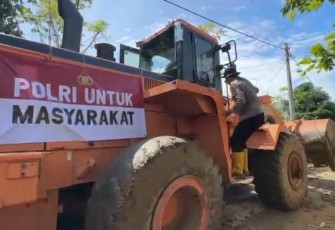 Alat berat Polri untuk rakyat 