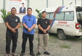 Bimker Ragusta Terima Orderan Pavling Block.