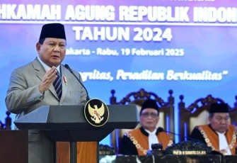 Presiden Prabowo Subianto menghadiri Sidang Istimewa Laporan Tahunan Mahkamah Agung Republik Indonesia Tahun 2024 yang digelar di Gedung Mahkamah Agung, Jakarta, Rabu, 19 Februari 2025