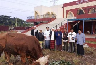 Pemotongan hewan qurban Masjid Jami' Asy-Syahid Kota Depok, Jum'at (6/6)
