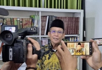 Ketua PBNU Prof KH Moh Mukri 