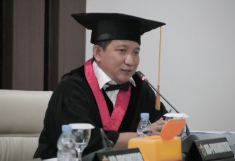 Prof. Dr. Amir Ilyas, SH. MH Guru Besar Fakultas Hukum Universitas Hasanuddin (UNHAS) Makassar