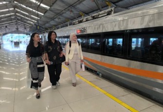 KAI Group Layani 369 Juta Pelanggan : Kepercayaan Publik Menguat dan Ekonomi Hijau Maju