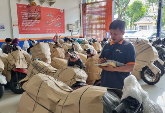KAI Logistik Siapkan Strategi Hadapi Lonjakan Pengiriman Motor Selama Libur Panjang dan Tahun Ajaran Baru.