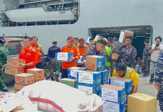 KRI Semarang-594 saat Tiba di Nias