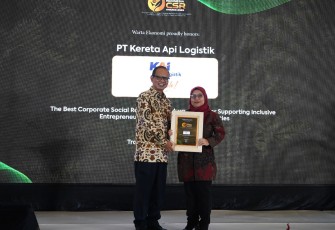 KAI Logistik Raih Indonesia CSR Awards 2025