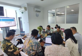 Rapat konsultasi dan mediasi pembahasan Rancangan Peraturan Daerah (Ranperda) Kota Medan tentang Sosialisasi Peraturan Daerah pada Kamis, 31 Juli 2025. 