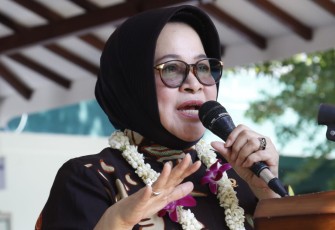 Ketua Fraksi PDI Perjuangan DPRD Jawa Timur, Hj. Wara Sundari Renny Pramana