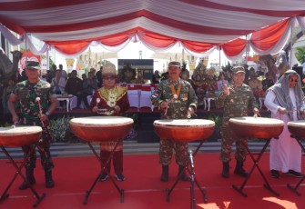 Madiun Carnival yang berlangsung meriah pada Senin (25/8/2025).