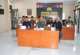 Kodim 0806/Trenggalek saat Dialog Virtual Bersama Komponen Masyarakat