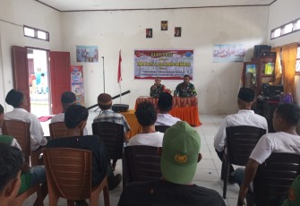 Satgas TMMD Kodim 1506/Namlea saat Sosialisasi Kamtibmas di Desa Hote