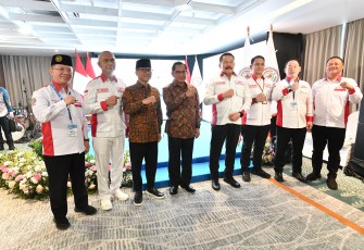 Pengukuhan Dewan Pimpinan Pusat (DPP) Asosiasi Badan Permusyawaratan Desa Nasional (ABPEDNAS) Indonesia Masa Bhakti 2025-2031, di Hotel Grand Anara Tangerang, Banten, Jumat (12/12/2025). 