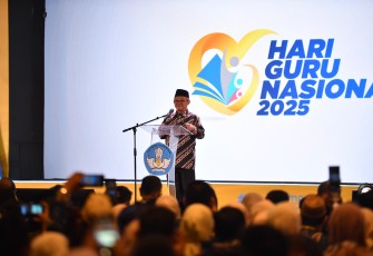 Mendikdasmen Abdul Mu'ti pada acara Apresiasi GTK 2025 yang diadakan di Jakarta, Kamis (27/11).