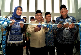 Kementerian Pendidikan Dasar dan Menengah (Kemendikdasmen) melalui Badan Pengembangan dan Pembinaan Bahasa (Badan Bahasa) menggelar peringatan puncak Hari Bahasa Ibu Internasional (HBII) 2025, di Bengkulu, pada Kamis (27/2)