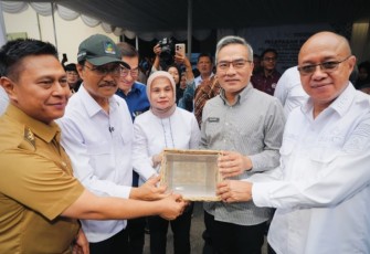 Mensos Saifullah saat Lepas Ekspor 4 Kontainer Kerajinan KPM ke Amerika, Selasa (9/9/2025).