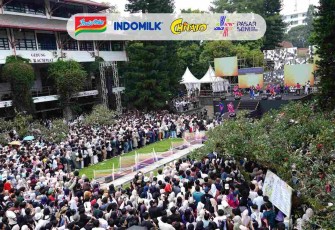 Merayakan Kreativitas! Indofood dan Pasar Seni ITB 2025 “Setakat Lekat”