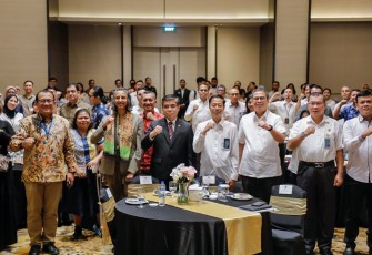 Menaker Yassierli saat pelatihan bagi penyandang disabilitas di Jakarta, Senin (24/2)