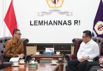 Gubernur Lemhannas RI, TB Ace Hasan Syadzily saat menerima audiensi jajaran PLN di Jakarta, Kamis (22/5).