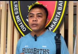Seorang pengusaha asal Palembang bernama Bambang Irawan