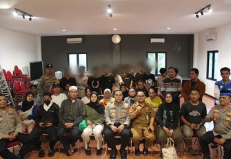 Polsek Tambora Bina 12 Remaja Pelaku Tawuran Lewat Program Pesantren Kilat