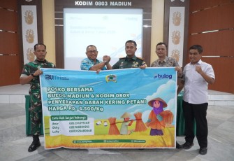  Komandan Kodim 0803/Madiun, Letkol Kav Widhi Bayu Sudibyo, berkolaborasi dengan Bulog menggelar sosialisasi terkait penyerapan gabah dan beras petani. Kegiatan yang berlangsung di Aula Makodim 0803/Madiun pada Kamis (20/02)