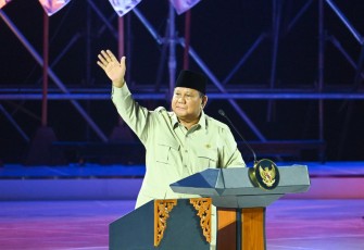 Presiden Prabowo Subianto pada puncak peringatan Hari Guru Nasional 2025 di Indonesia Arena, Jakarta, pada Jumat (28/11).