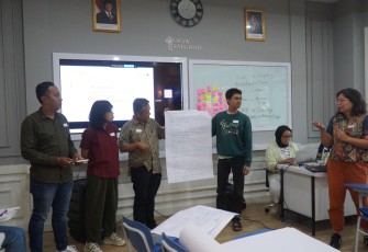 Prodi Pendidikan Sejarah FKIP UKSW, Utrecht University dan Bakudapan Food Study Group gelar workshop pangan di Ruang 704 Perpustakaan O. Notohamidjojo (3).jpg