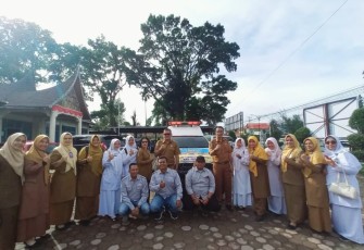 RSUD Tuanku Imam Bonjol Pasaman Salurkan Bantuan Terdampak Banjir Bandang Palembayan Kabupaten Agam