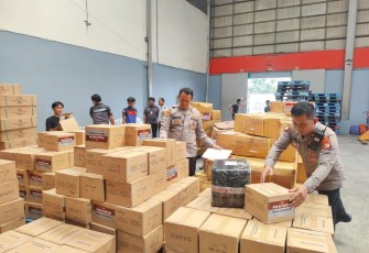 Proses Pengiriman Bantuan Melalui Bandara Soekarno-Hatta