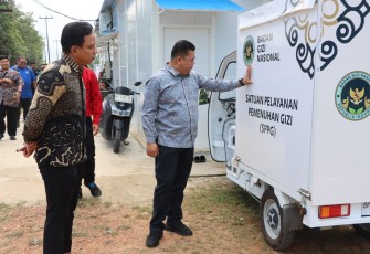 Sekda Bintan Ronny Kartika saat Tinjau SPPG Berkah Sejahtera, Kamis (06/11/2025).