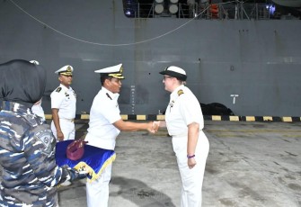TNI AL Sambut Kedatangan 3 Kapal Perang Prancis dan 1 Kapal Perang Australia di Pelabuhan Benoa Bali