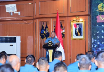 Diskual Mabesal sebagai narasumber, dengan paparan mendalam disampaikan oleh Kolonel Laut (S) Dodik Pujiargo, S.E., bersama tim, di Gedung Laut Nusantara, Mako Kolinlamil, Tanjung Priok, Kamis (4/12).