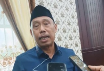 Wakil Ketua DPRD Kabupaten Trenggalek, M. Hadi saat diwawancarai.