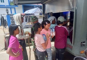 Mobil RO Yon Zipur 1/DD Pastikan Ketersedian Air Bersih di Tapanuli Utara
