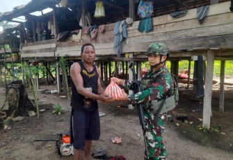 Satgas Yonif 642/Kps Laksanakan Kegiatan Baksos 