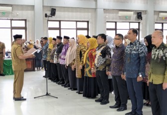Bupati Welly Suhery Kukuhkan Tim Pembina Posyandu Pasaman
