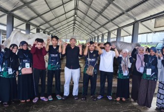 embibitan dai muda tidak hanya dilakukan dalam ruang-riang pertemuan. Direktorat Penerangan Agama Islam Kementerian Agama (Kemenag) juga memberi kesempatan mereka untuk magang di pesantren