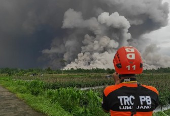aktivitas vulkanik Gunung Semeru